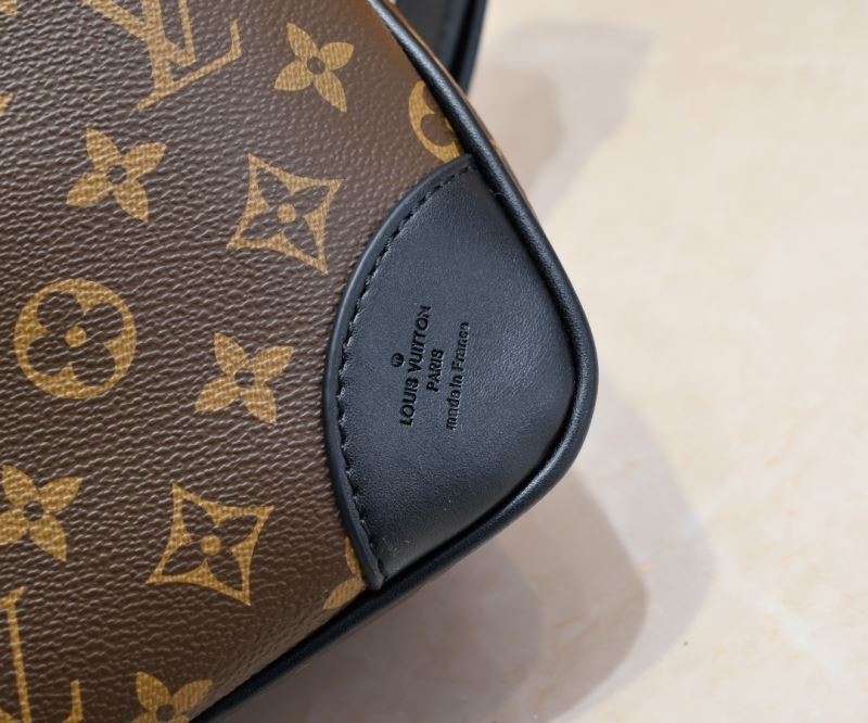 LV Hobo Bags